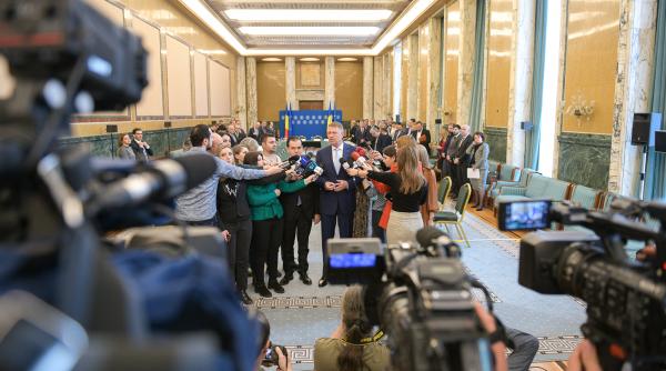 starea de urgenta o luna de balbe administrative