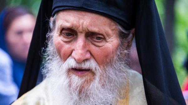 arhiepiscopul sucevei si radautilor internat in stare grava ancheta epidemiologica in randul preotilor