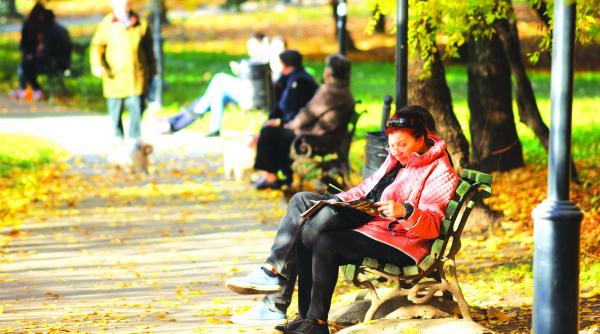 dupa o luna de carantina bunicii din serbia ies la plimbare