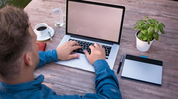 bani de la ue pentru studentii care se lanseaza in afaceri