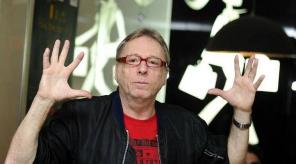 gigi caciuleanu corespondenta de la paris the show must go on