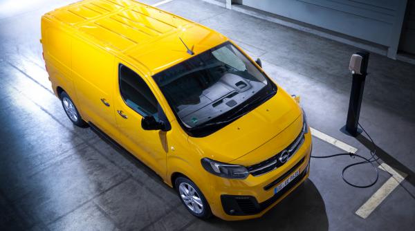 utilitara electrica opel