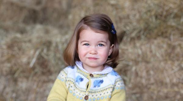 sarbatoare regala charlotte are 5 ani si e vedeta campaniei dedicate celor afectati de epidemie