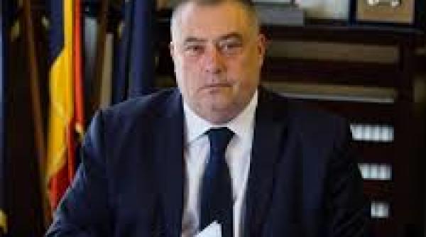 interdictiile devin tot mai greu de suportat primarul craiovei cere reluarea activitatii in oras