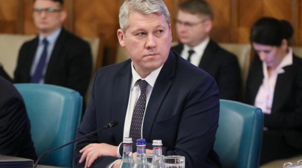 predoiu cere excluderea lui tudorel toader din comisia de la venetia