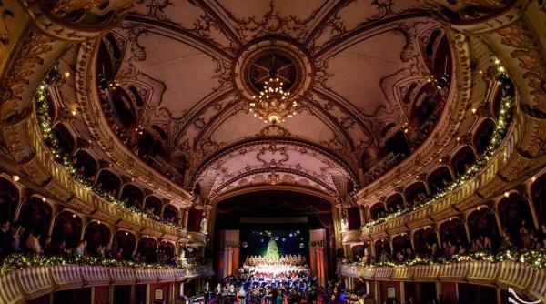 muzica ne reuneste oriunde ne am afla un mesaj liric de speranta din partea artistilor operei nationale romane cluj napoca
