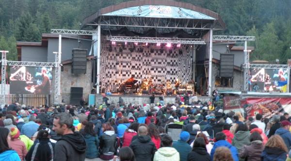 guvern daca nu va creste numarul cazurilor de coronavirus s ar putea relua spectacolele in aer libe