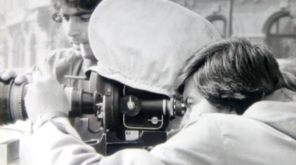 regizorul nicolae corjos autorul celebrelor filme liceenii si declaratie de dragoste implineste 85 de ani