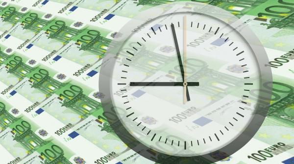 guvernul se imprumuta cu 915 euro pe secunda