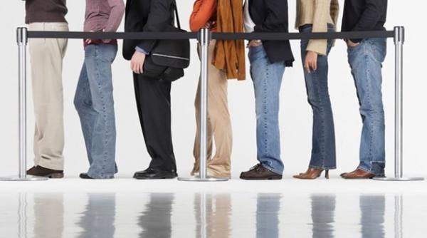 goana dupa inspectori de resurse umane in plina explozie a somajului