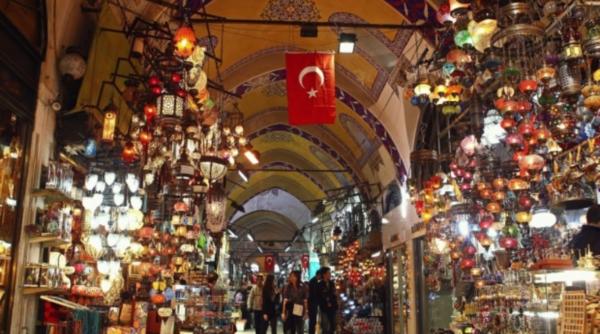 marele bazar din istanbul se pregateste sa isi redeschida portile