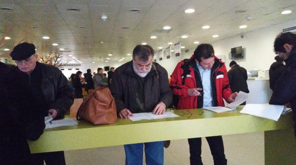 peste doua milioane de americani au depus cereri pentru somaj in ultima saptamana