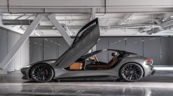 supercar electric de 1 000 de cai putere