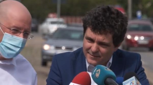 nicusor dan si pnl bucuresti ii reproseaza gabriele firea ca l ar fi trimis pe viceprimarul badulescu sa perturbe conferinta sustinuta pe prelungirea ghencea