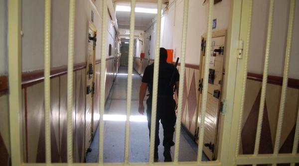 politist de la centrul de detentie craiova infectat cu noul coronavirus