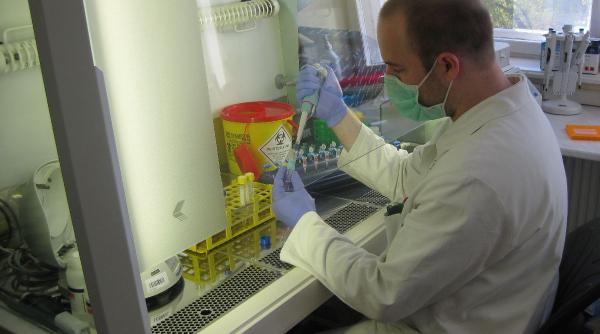 cele mai multe infectari intr o zi dupa iesirea din starea de urgenta explozie de imbolnaviri covid 320 de cazuri noi