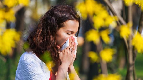 alergia se poate confunda cu pandemia
