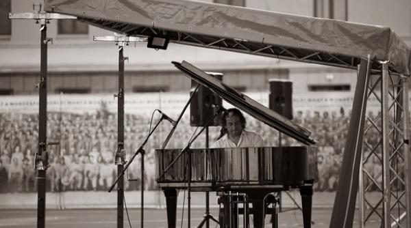 horia mihail turneul pianul calator ultimele doua concerte in aer liber pe 3 si 5 iulie la bucuresti si constanta