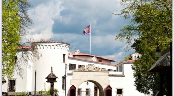 premiera palatul elisabeta poate fi vizitat