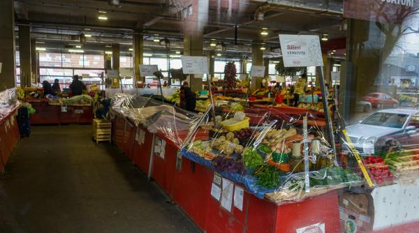 controale in pietele din bucuresti amenzi in valoare de 60 300 de lei si peste 935 de kilograme de peste confiscate