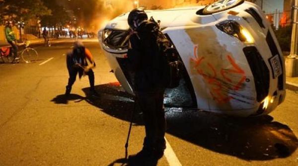 haos in sua americanii formeaza militii