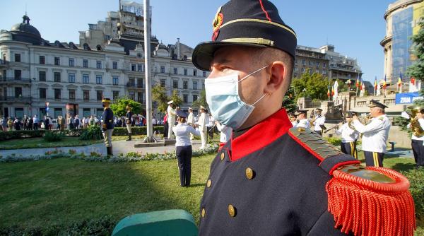 ziua imnului parada militara si concert in varf de munte