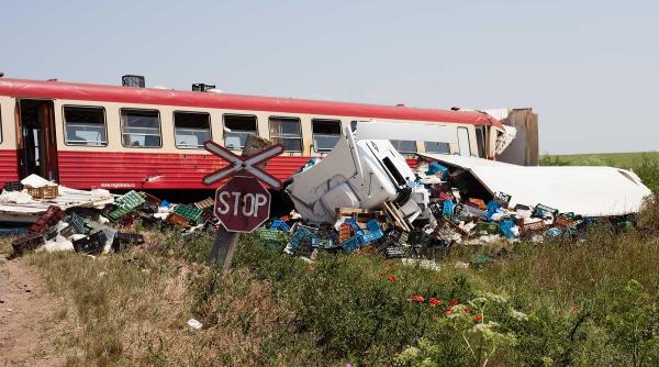 traversarea caii ferate pericol maxim pentru romani