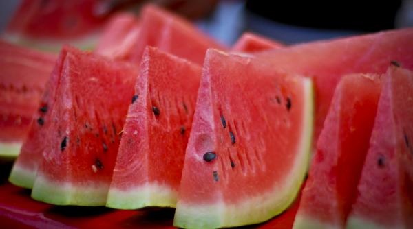 un nutritionist avertizeaza asupra consumului exagerat de pepene verde ce risti daca nu mananci corect acest fruct