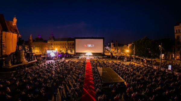 tiff 2020 45 000 de spectatori au vazut filme in aer liber