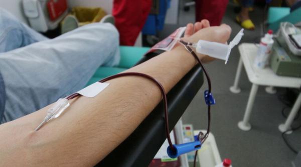 stimulente pentru donatorii de plasma