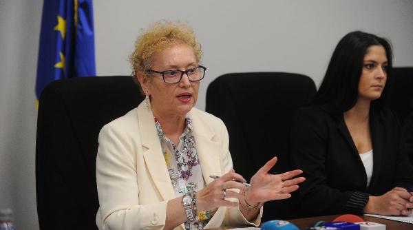 liberalii contraataca cer urgentarea procedurilor pentru revocarea avocatului poporului