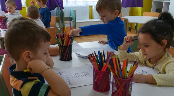 peste 50 000 de copii orfani se afla in sistem de protectie speciala