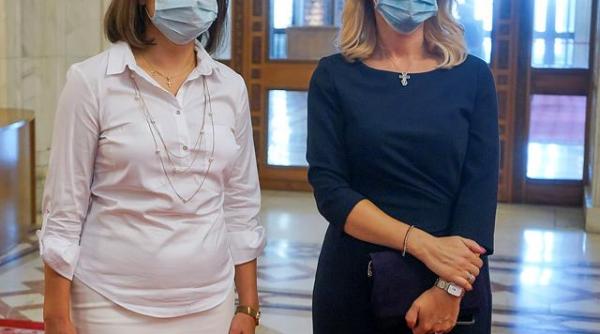 firea la congresul psd sunt extrem de revoltata doar noi am luptat in pandemie