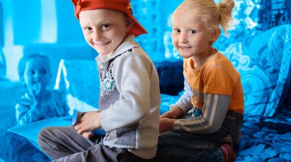 1 din 3 copii romani in risc de saracie