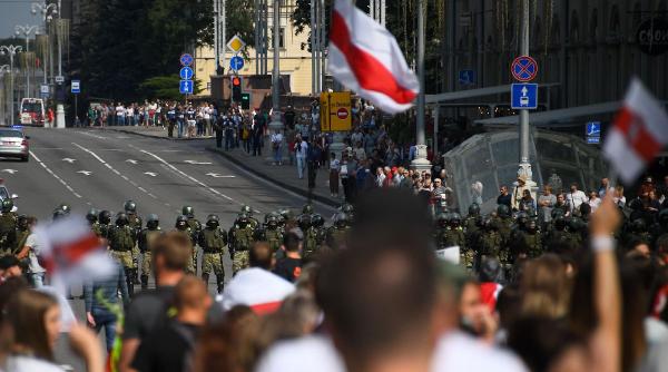 a treia duminica de proteste masive la minsk