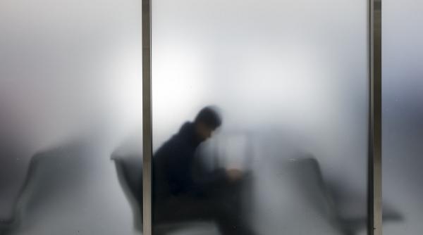 imbatranirea populatiei vine si din import