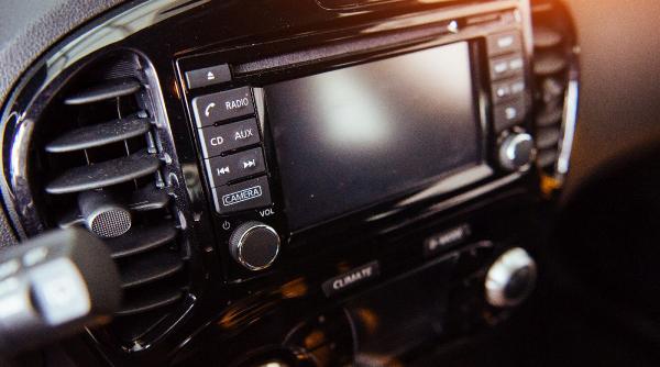 ai nevoie de un casetofon auto