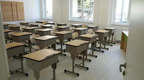 liceu modular in sectorul 4