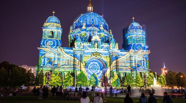 festivalul luminilor la berlin