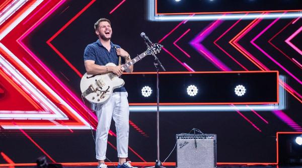 nepotul lui florin salam ales pentru grupa loredanei groza