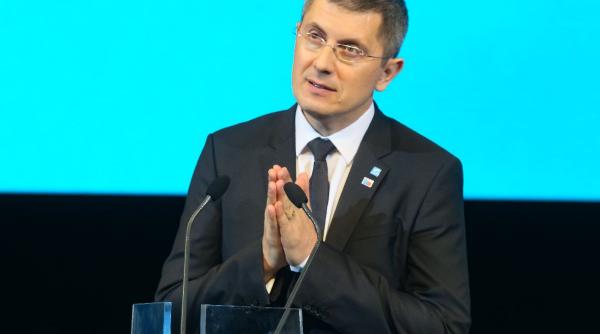 dan barna atac la guvern scoala nu este un fenomen meteo neasteptat