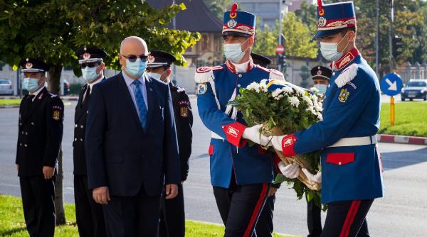 eroii anonimi omagiati de ziua pompierilor