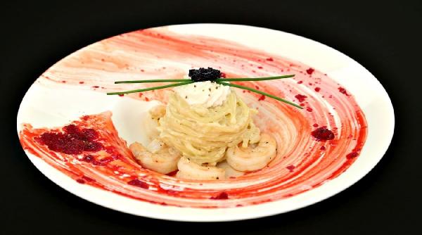 20 de cursanti pregatiti in primul centru vocational in ospitalitate deschis la oradea