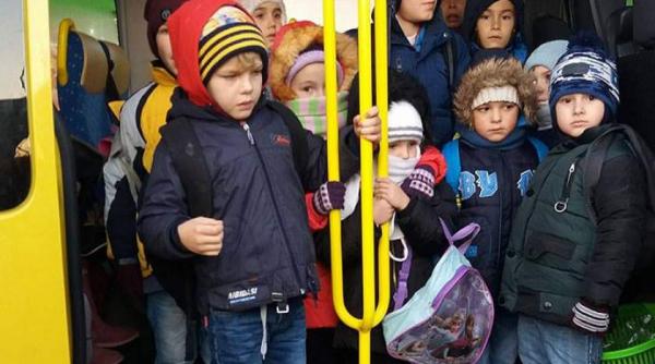 un microbuz cu elevi s a rasturnat in judetul mures