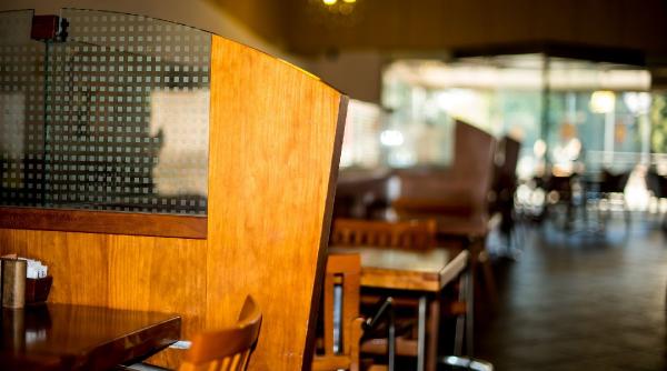 proprietarii de restaurante italieni se tem ca isi pierd afacerea