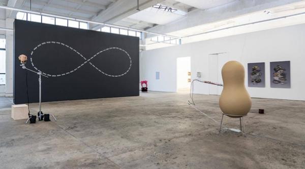 expozitia creatia tanara europeana jeune creation europeenne promoveza noi talente si tendinte din arta contemporana europeana