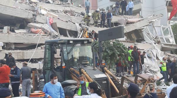 update cutremur puternic in turcia si grecia bilantul a ajuns la 100 de morti si aproape 1000 de raniti