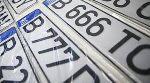 mai multe masini noi