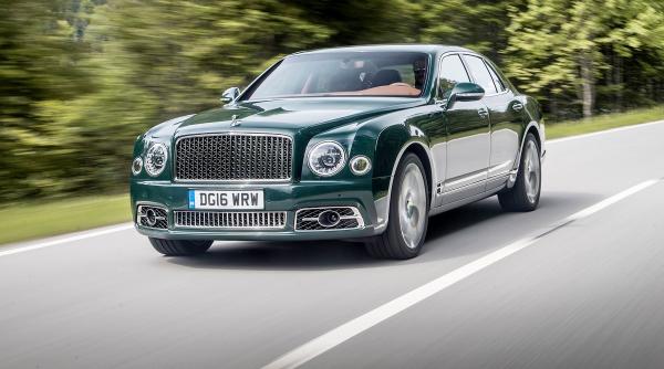 bentley vrea ca pana in 2030 sa produca doar automobile electrice