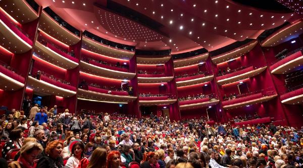 festivalului national de teatru fnt 30 fnt altfel va avea loc in format multimedia